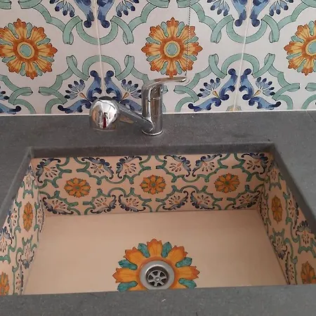 A 20 Passi Dal Mare * Giardini-Naxos