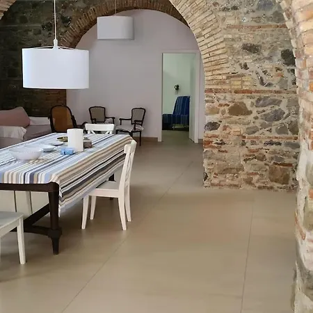 A 20 Passi Dal Mare * Giardini Naxos